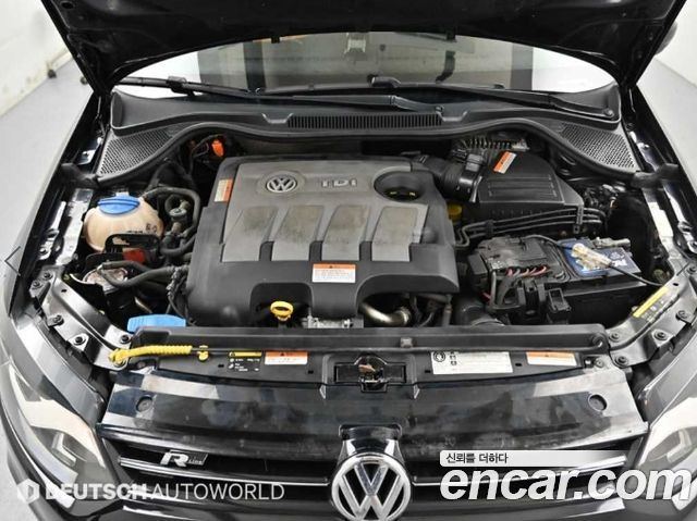 Volkswagen Polo 1.6 TDI R-Line 5th 2014 — фото 6