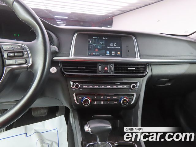 Kia K5 (II) 1.7 Diesel MX Prestige 2016 — фото 10