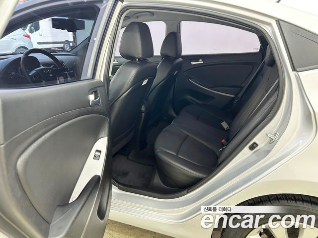 Hyundai Accent (New) 1.4 VVT Modern 2016 — фото 17