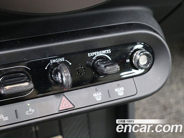 MINI Cooper S (IV) 5 Door Favoured 2025 — фото 16