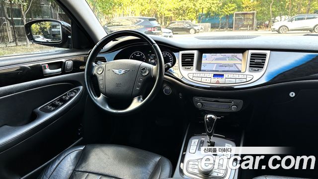 Hyundai Genesis BH330 Premium Standard 2013 — фото 8