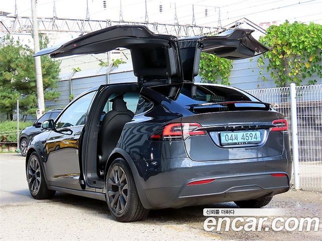 Tesla Model X AWD 2024 — фото 7