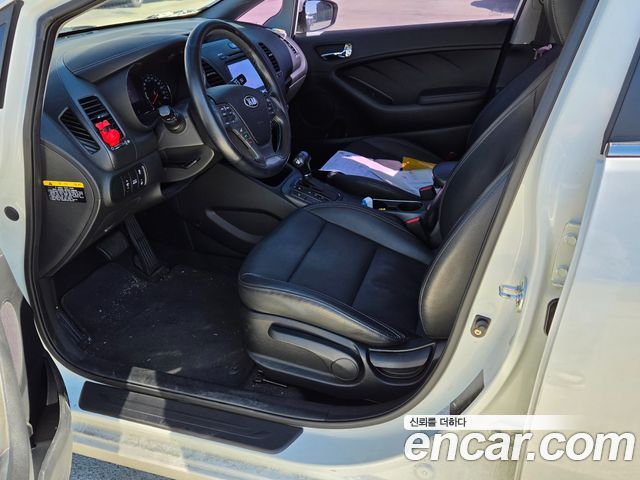 Kia K3 Prestige 2015 — фото 5
