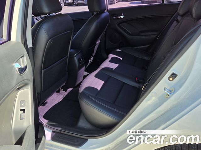 Kia K3 Prestige 2015 — фото 6