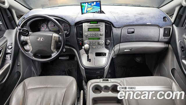 Hyundai Grand Starex 12-Seater Wagon CVX Premium 2013 — фото 7