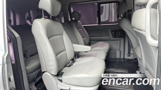 Hyundai Grand Starex 12-Seater Wagon CVX Premium 2013 — фото 12