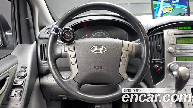 Hyundai Grand Starex 12-Seater Wagon CVX Premium 2013 — фото 14