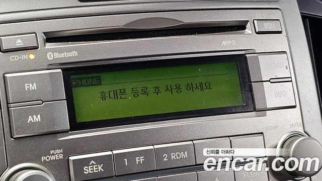 Hyundai Grand Starex 12-Seater Wagon CVX Premium 2013 — фото 17