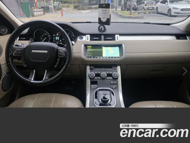Land Rover Range Rover Evoque 2.0 TD4 SE 2018 — фото 9