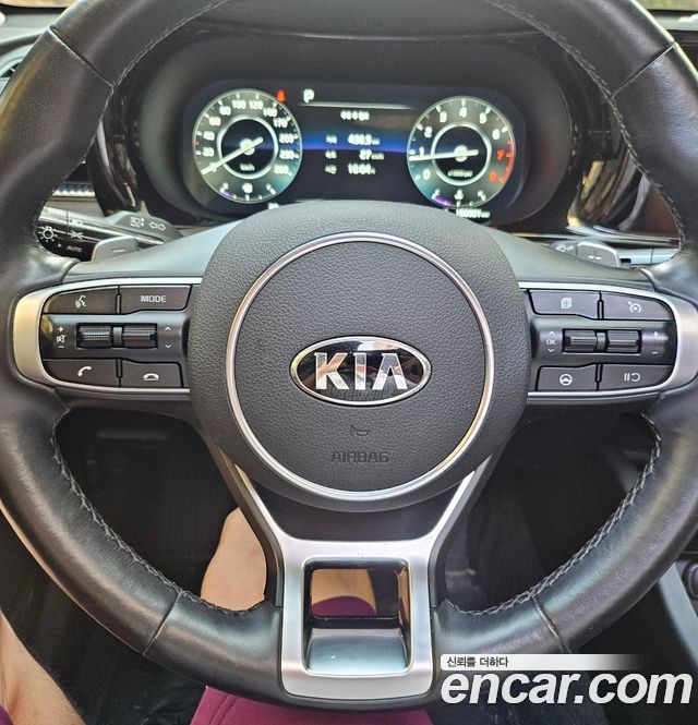 Kia K5 (III) 2.0 LPI Signature 2020 — фото 9