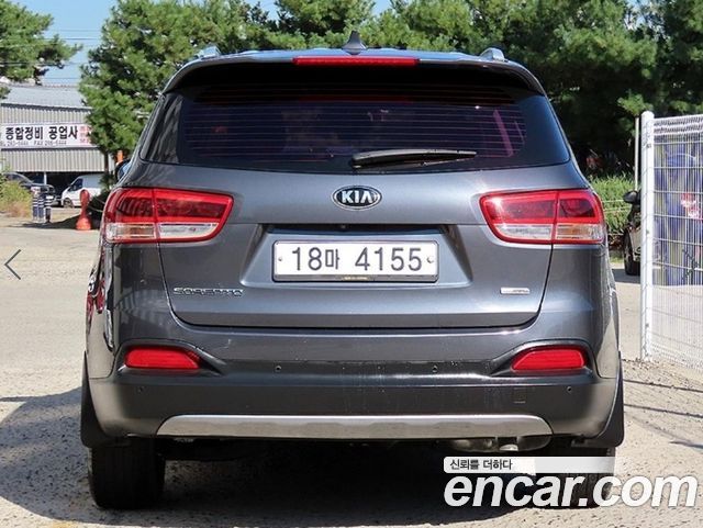 Kia Sorento Diesel 2.0 2WD Noblesse 2015 — фото 4