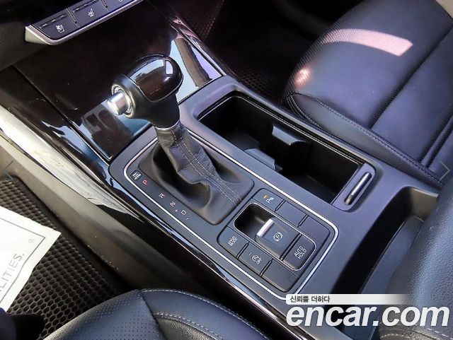 Kia Sorento Diesel 2.0 2WD Noblesse 2015 — фото 10
