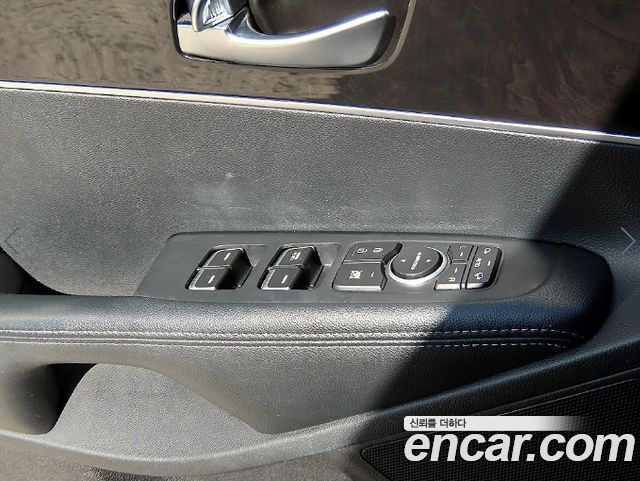 Kia Sorento Diesel 2.0 2WD Noblesse 2015 — фото 15