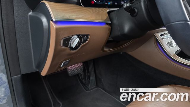 Mercedes-Benz E-Class (W213) E250 Exclusive 2022 — фото 21
