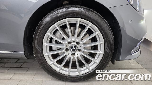 Mercedes-Benz E-Class (W213) E250 Exclusive 2022 — фото 27