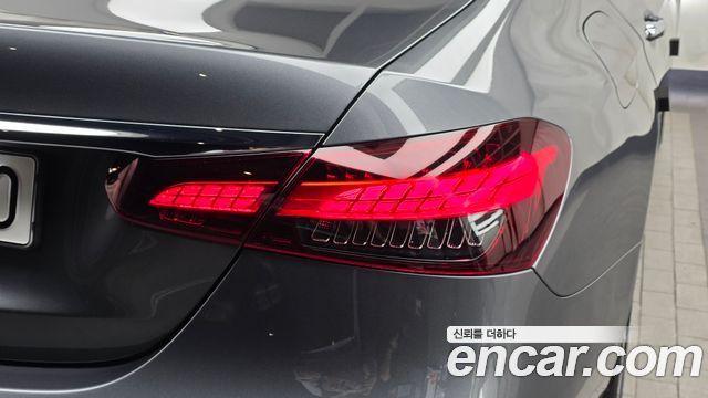 Mercedes-Benz E-Class (W213) E250 Exclusive 2022 — фото 29