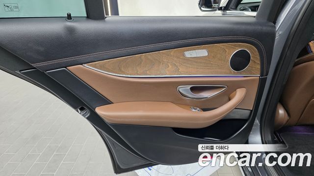 Mercedes-Benz E-Class (W213) E250 Exclusive 2022 — фото 31