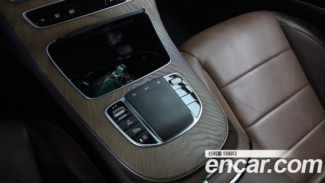 Mercedes-Benz E-Class (W213) E250 Exclusive 2022 — фото 38