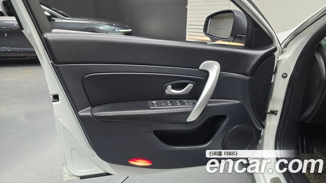 Renault Korea SM5 Nova Classic 2018 — фото 24