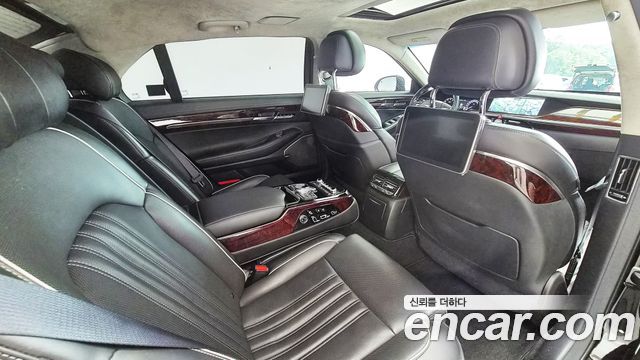 Genesis EQ900 5.0 GDI AWD Prestige 2017 — фото 21