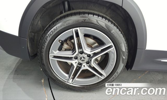 Mercedes-Benz GLB-Class (X247) GLB250 4MATIC 2021 — фото 5