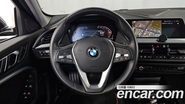 BMW 1 Series (F40) 118d Sport 2021 — фото 13