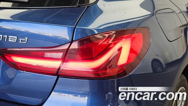 BMW 1 Series (F40) 118d Sport 2021 — фото 23