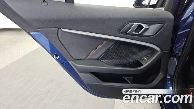 BMW 1 Series (F40) 118d Sport 2021 — фото 25