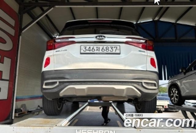 Kia Seltos Diesel 1.6 2WD Prestige 2020 — фото 2