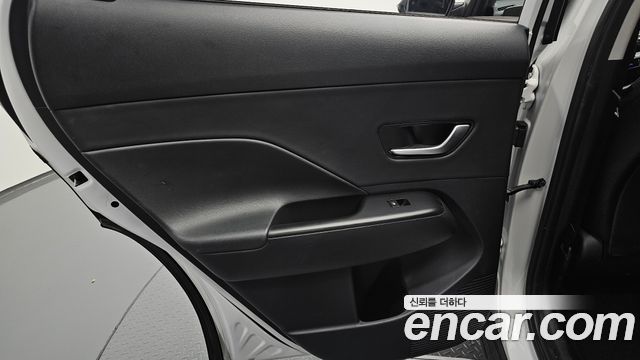 Hyundai Kona (SX2) Gasoline 1.6 Turbo 2WD Modern 2023 — фото 25