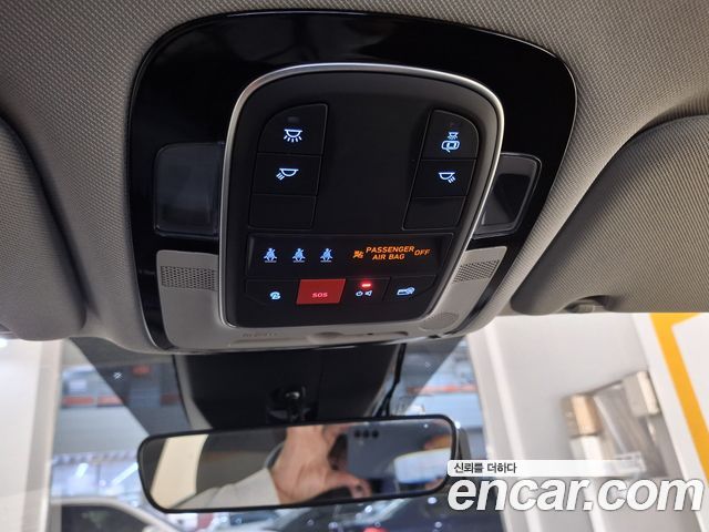 Hyundai Santa Fe HEV 1.6 2WD Exclusive 2023 — фото 16