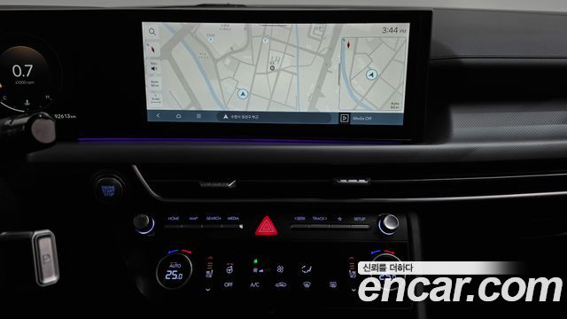 Hyundai Sonata The Edge (DN8) 2.0 Premium 2024 — фото 13