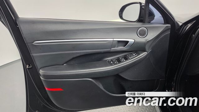Hyundai Sonata The Edge (DN8) 2.0 Premium 2024 — фото 24