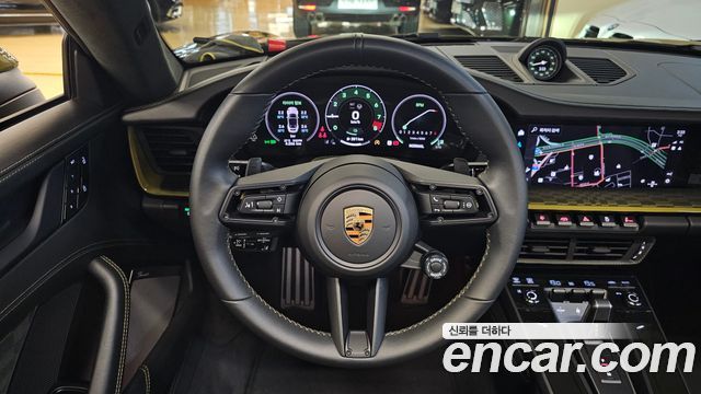 Porsche 911 (992) Carrera GTS Cabriolet 2026 — фото 18