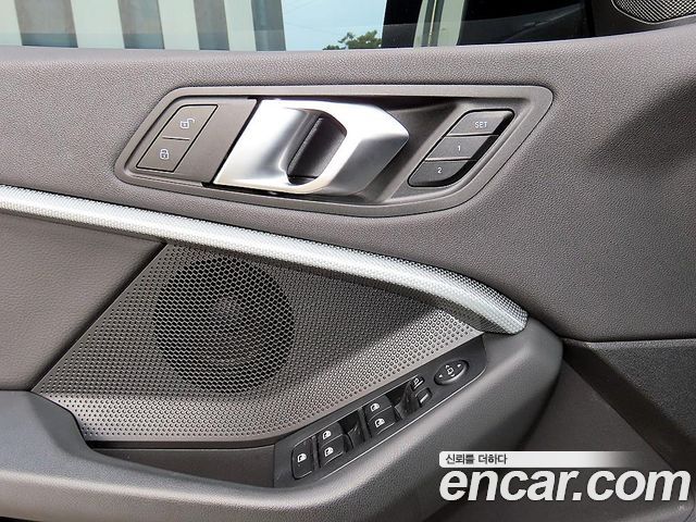 BMW 2 Series Gran Coupe (F44) 220i Sport 2023 — фото 15