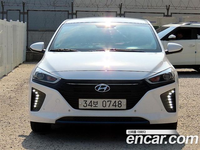 Hyundai Ioniq Hybrid Q