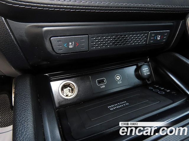 KG Mobility (SsangYong) Rexton Sports Khan Diesel 2.2 4WD Dynamic Edition (5-Link) 2021 — фото 18