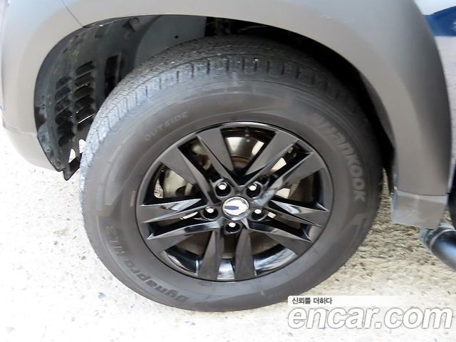 KG Mobility (SsangYong) Rexton Sports Khan Diesel 2.2 4WD Dynamic Edition (5-Link) 2021 — фото 24