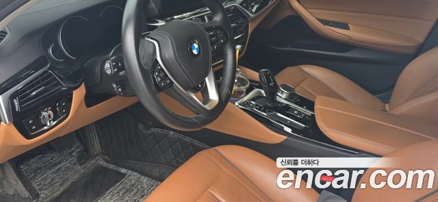 BMW 5 Series (G30) 520d Luxury Special Edition 2018 — фото 9