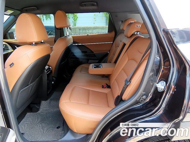 KG Mobility (SsangYong) Torres Gasoline 1.5 2WD T7 2024 — фото 6