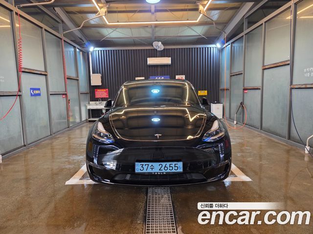 Tesla Model Y Performance AWD