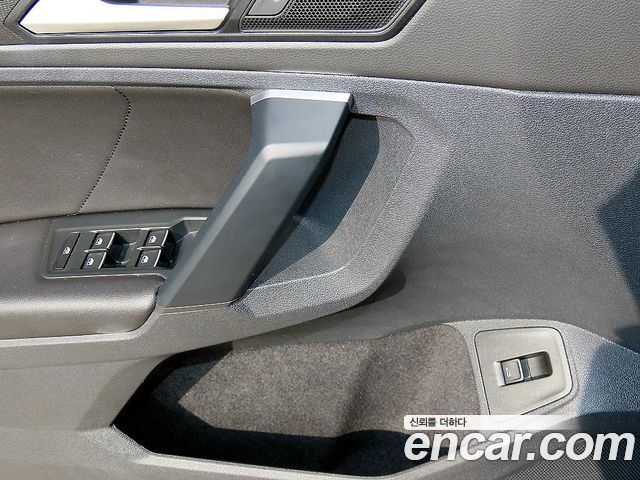 Volkswagen Tiguan (II) 2.0 TDI Prestige 2020 — фото 16