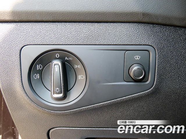 Volkswagen Tiguan (II) 2.0 TDI Prestige 2020 — фото 17