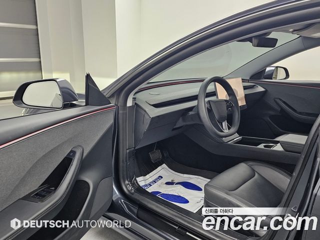 Tesla Model 3 RWD 2025 — фото 15