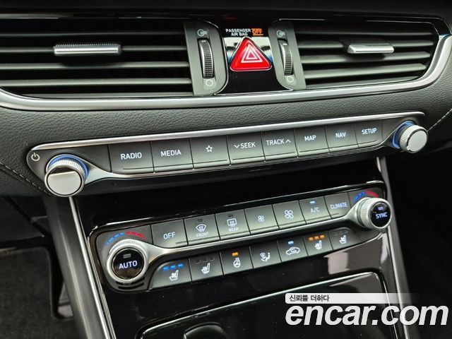 Hyundai Grandeur (IG) 2.4 Premium 2019 — фото 10