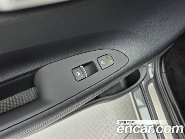 Hyundai Grandeur (IG) 2.4 Premium 2019 — фото 22