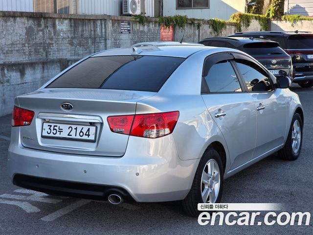 Kia Forte 1.6 LPG 2012 — фото 7