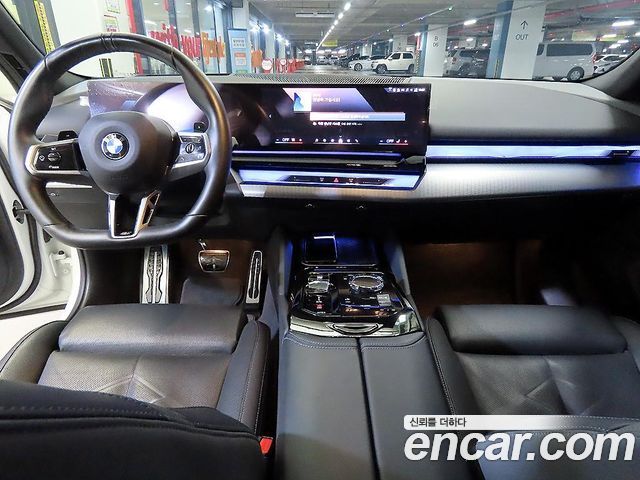 BMW 5 Series (G60) 530i xDrive M Sport 2024 — фото 10