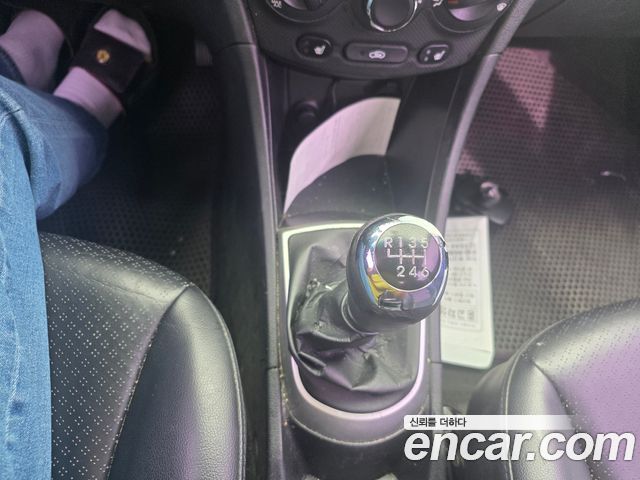 Hyundai Accent (New) Diesel 1.6 VGT Premium 2012 — фото 18