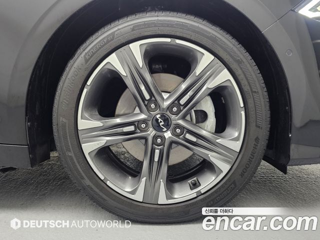 Kia K5 (III) 2.0 Signature 2023 — фото 5